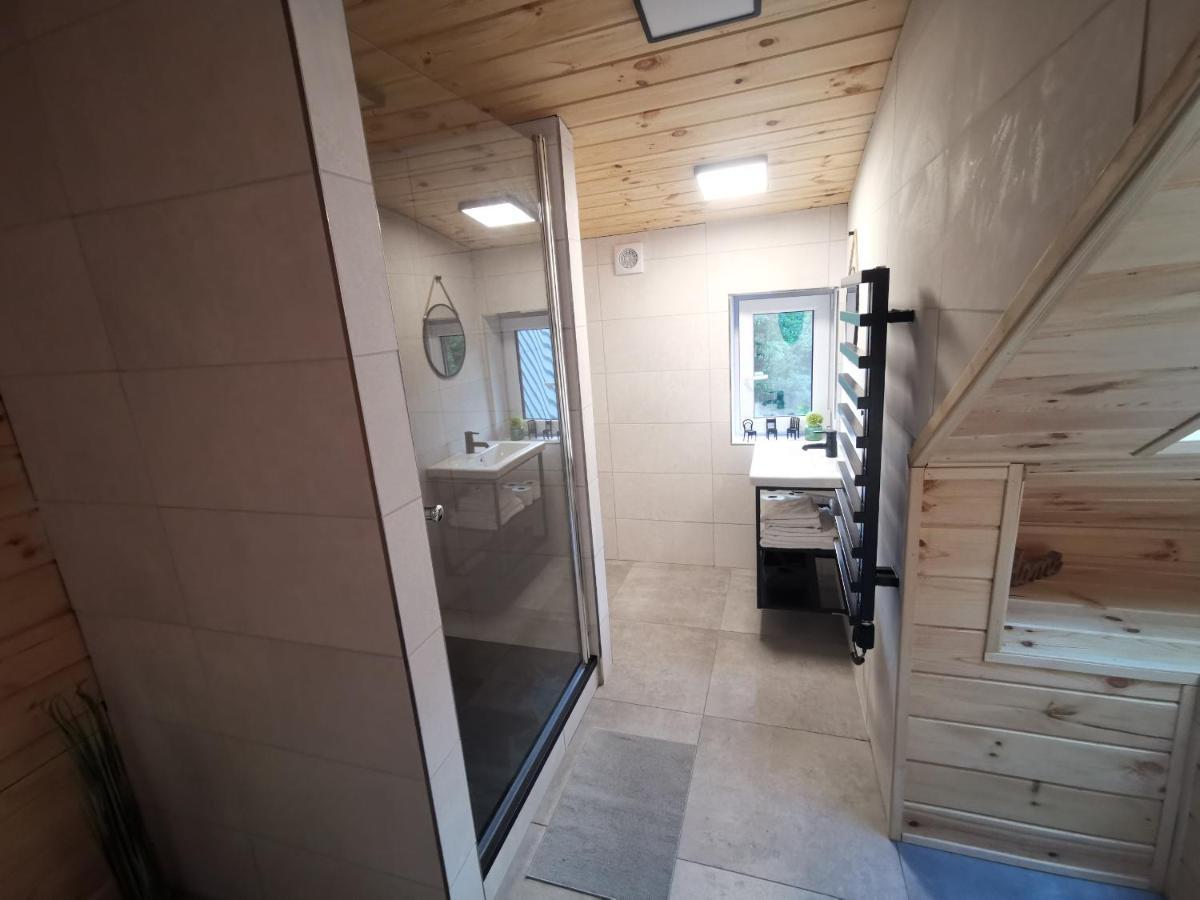 Komorní Lhotka Wellness Pension Koliba מראה חיצוני תמונה